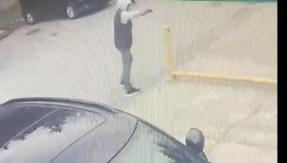 14 YAŞINDA 18 SUÇ KAYDI İstanbulda iş yerine kurşun yağmuru: 2 çocuk tetikçi yakalandı