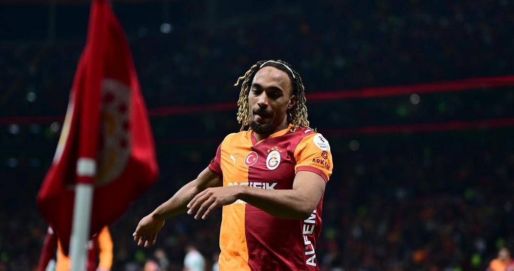 Liverpool deplasmanında Okan Buruku düşündüren karar O bölgede kim oynayacak