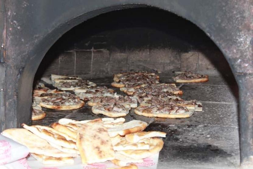 Siirt’in tescilli lezzeti büryan kebabı iftar sofrasının vazgeçilmezi oluyor