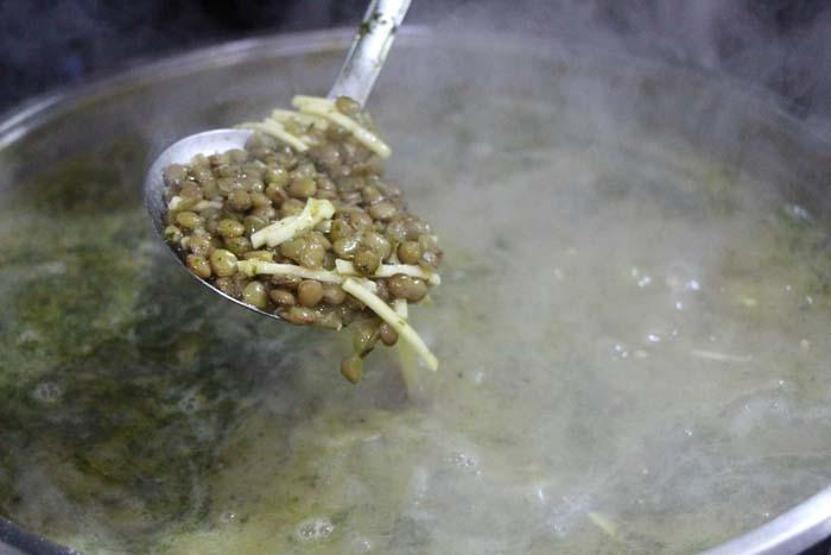 Usta şeflerden sakala çarpan çorbası tavsiyesi: Acıktırmaz, susatmaz