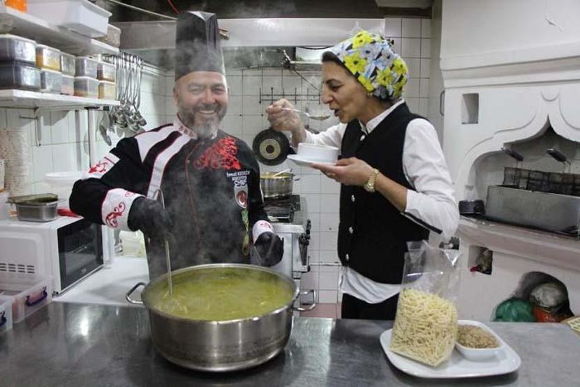 Usta şeflerden sakala çarpan çorbası tavsiyesi: Acıktırmaz, susatmaz