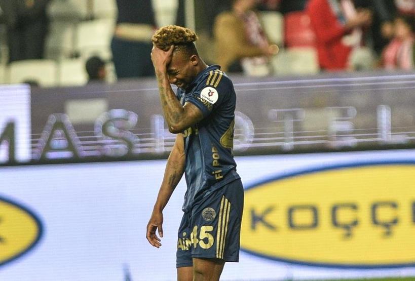 Nihat Kahveciden, Fenerbahçeli Sidiki Cherif eleştirisi: Sanki altyapıda ilk idmanına çıkmış