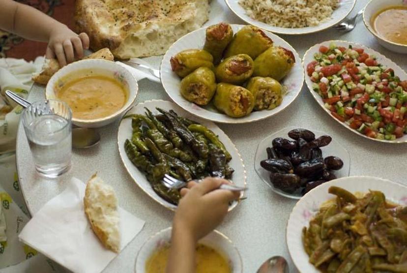 İftarı su ile açın, sahuru atlamayın