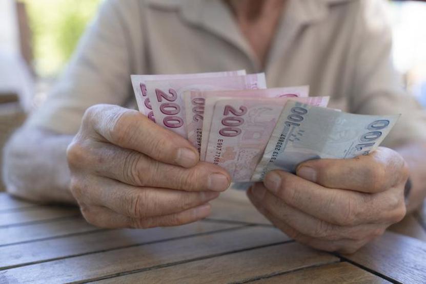 SON DAKİKA EMEKLİ HABERİ 2026 | İki kritik veri belli oldu Emekliler ne kadar zam alacak