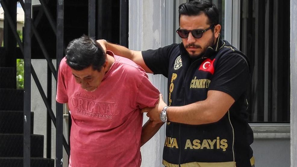 Oğlunu 37 bıçak darbesiyle öldürdü Cani babanın cezası belli oldu