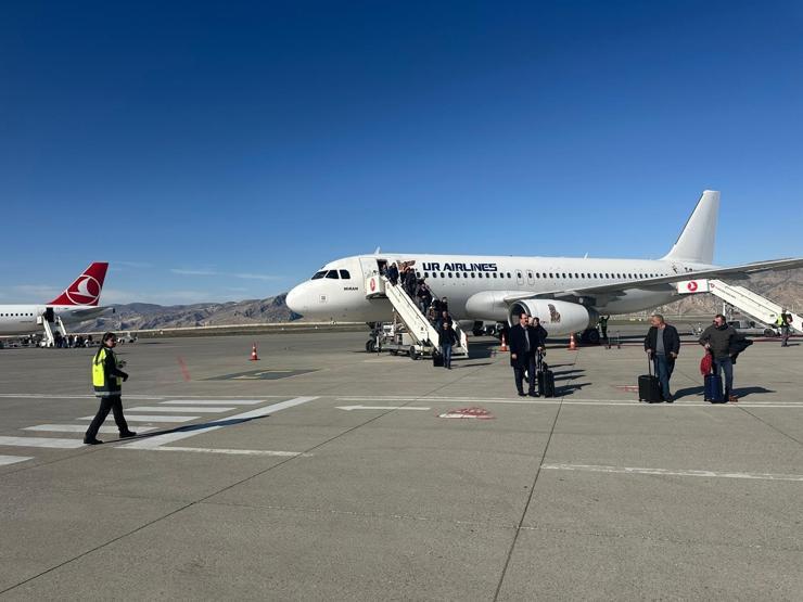 İran-ABD-İsrail savaşı rotayı Şırnaka çevirdi: Erbil uçakları Şerafettin Elçi Havalimanına iniyor