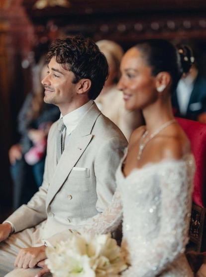 Sosyal medyada aşka geldi Formula 1 pilotu Charles Leclerc ile Alexandra Saint Mleux evlendi