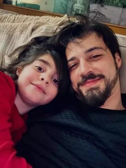 Mert Yazıcıoğlu’nun yeğeniyle paylaşımı olay oldu Sanal medya bu kareleri konuşuyor