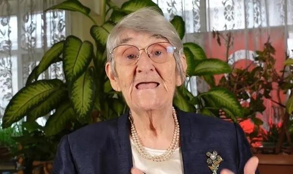İlaçsız ağrı kesici Prof. Dr. Canan Karatay önerdi: Bel ve boyun ağrılarını gideriyor, sedef ile egzamayı yatıştırıyor