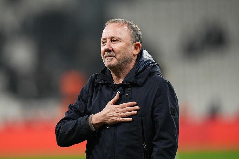 Devre arası operasyonu işe yaradı: Beşiktaşta 17 maçlık serinin perde arkası