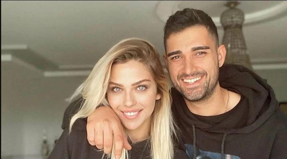İdo Tatlıses Eşi Yasemin Şefkatliye Türküyle Seslendi