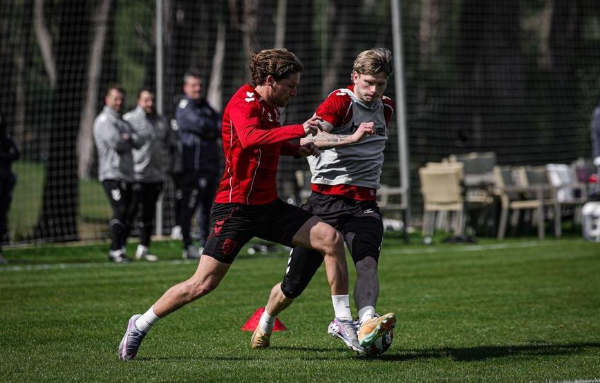 Samsunspor, Fenerbahçe maçına Antalya’da hazırlanıyor