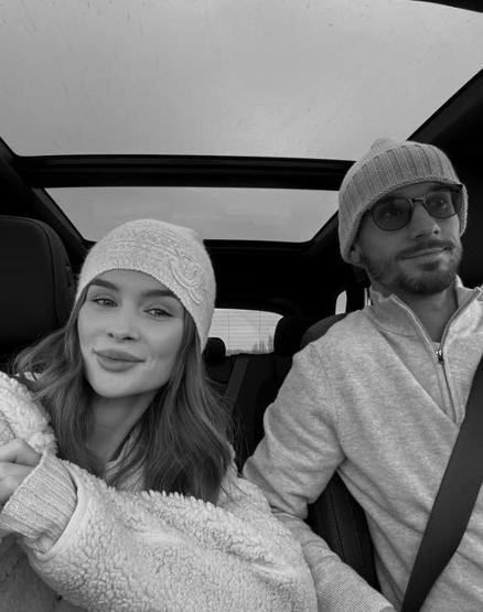 Beşiktaşın yıldızı Vaclav Cerny’nin eşi ile kızına bakın Beğeni butonu çöktü Favori ailem