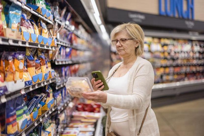 Egzamayı tetikliyor Cildi pul pul döküyor, kaşıntıya neden oluyor Bu besinlerden uzak durun