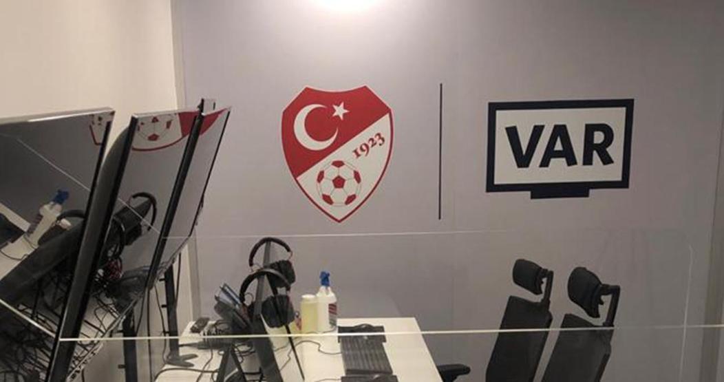 Beşiktaş Başkanı Serdal Adalıdan, Galatasaray derbisi sonrası TFFye çıkarma