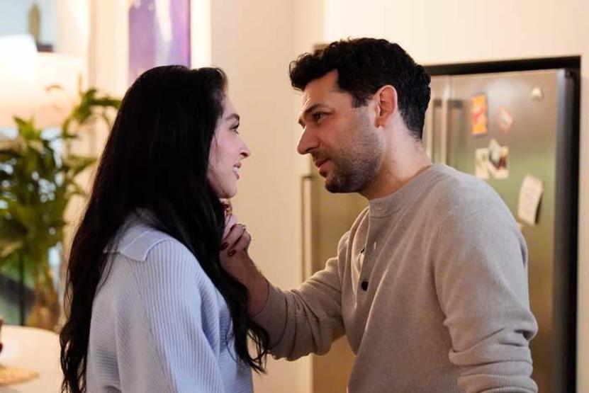 Aşk ve Sırlar Birbirine Karıştı Kalplerde ve Reytinglerde Güller Açtı