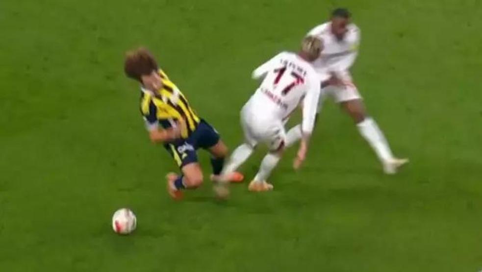 Fenerbahçe - Samsunspor | Tüm tartışmalı pozisyonlar incelendi: Son golde ofsayt var mı