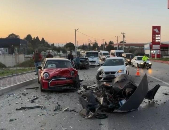 İzmirde korkunç kaza Faciadan dönüldü