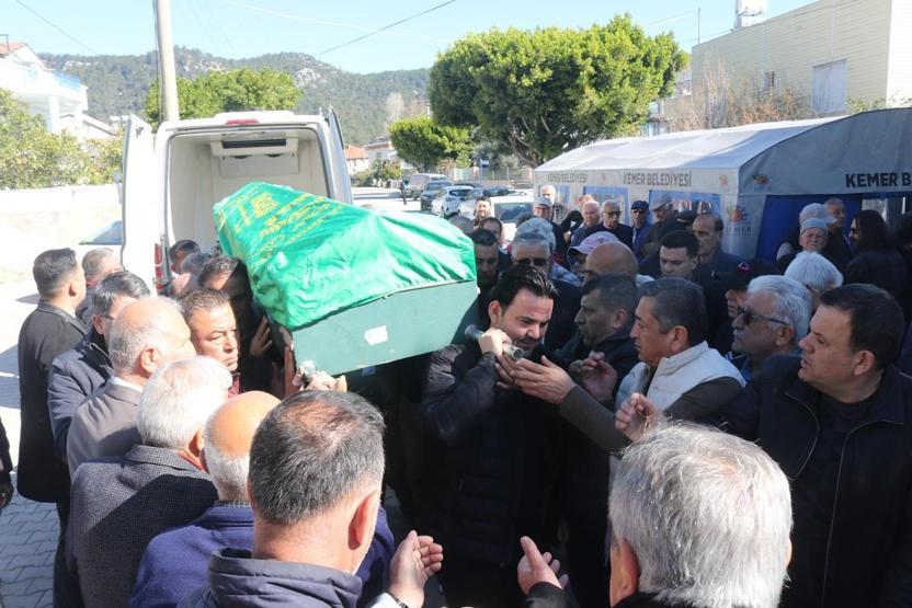 Teknik direktör Engin Fırat, memleketinde son yolculuğuna uğurlandı