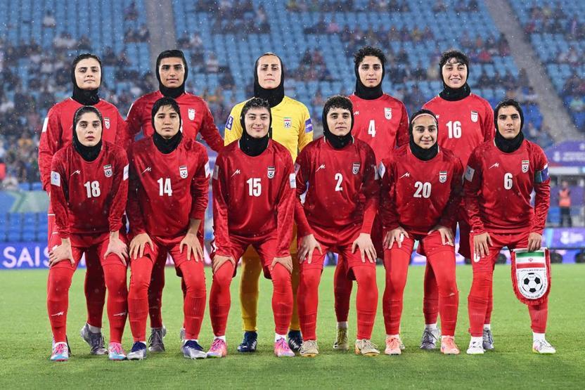 Tahran’dan İranlı kadın futbolculara çağrı: Eve dönün