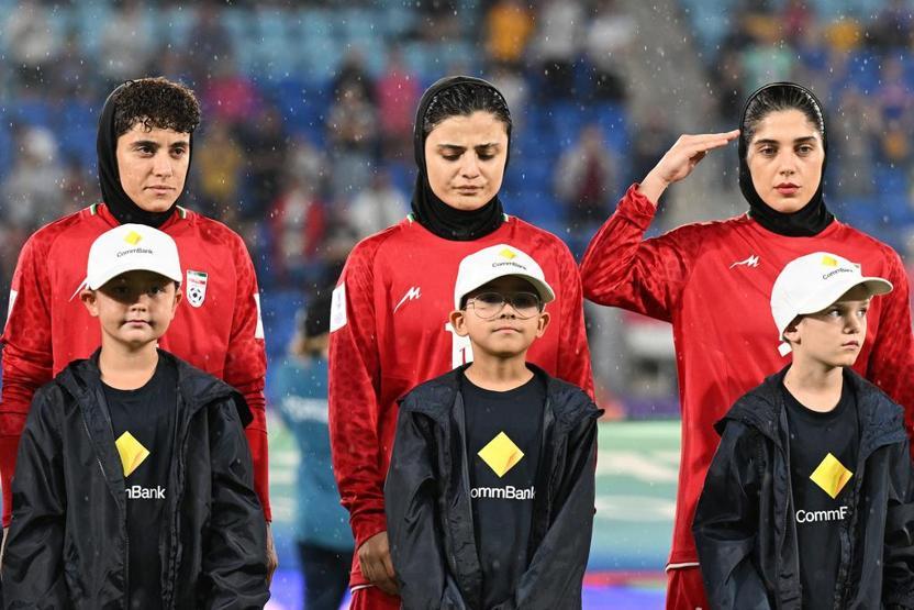 Tahran’dan İranlı kadın futbolculara çağrı: Eve dönün