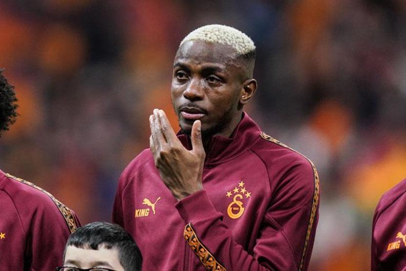 Osimhene sürpriz koreografi Gözyaşlarını tutamadı