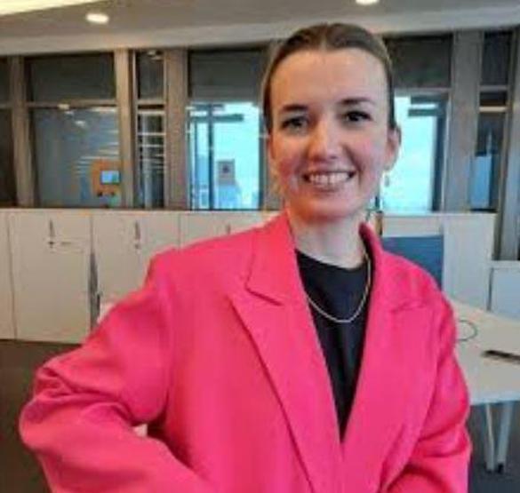 Hasan Can Kayanın sevgilisinin kim olduğu ortaya çıktı Konuşanlar sunucusu nişanlanıyor