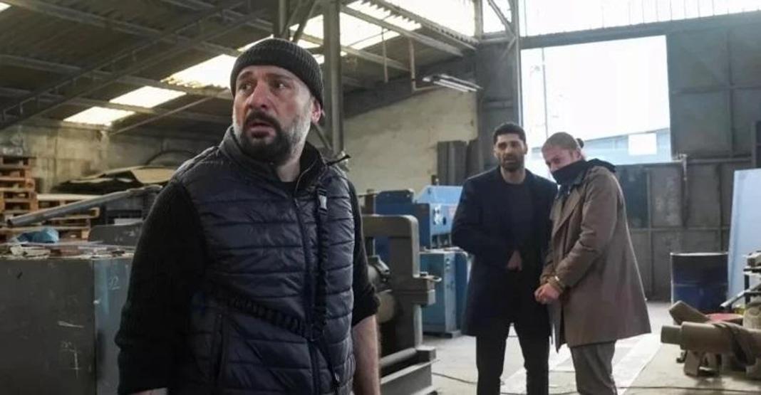 Eşref Rüyaya damga vuran sahne Nisanı karşısında görünce şoke oldu