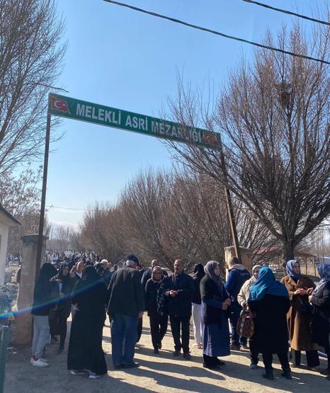 Iğdırda ölüler bayramı geleneği bu yıl da gerçekleştirildi