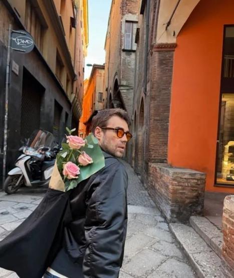 Murat Dalkılıç ve Özgü Kaya’dan romantik paylaşım Aşkları tam gaz devam ediyor