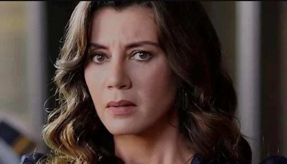 Gökçe Bahadır’dan sahne itirafı: Şarkı söylerken kendimden geçiyorum