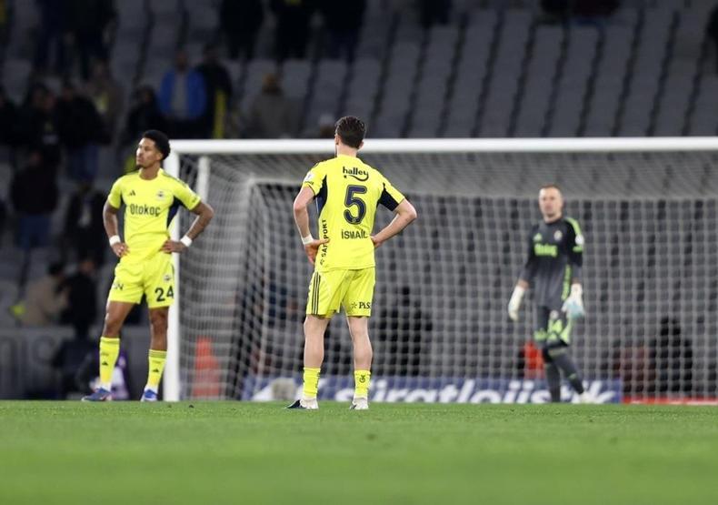 Fenerbahçe, 4 haftada 7 puan kaybetti 67 yıl sonra bir ilk...