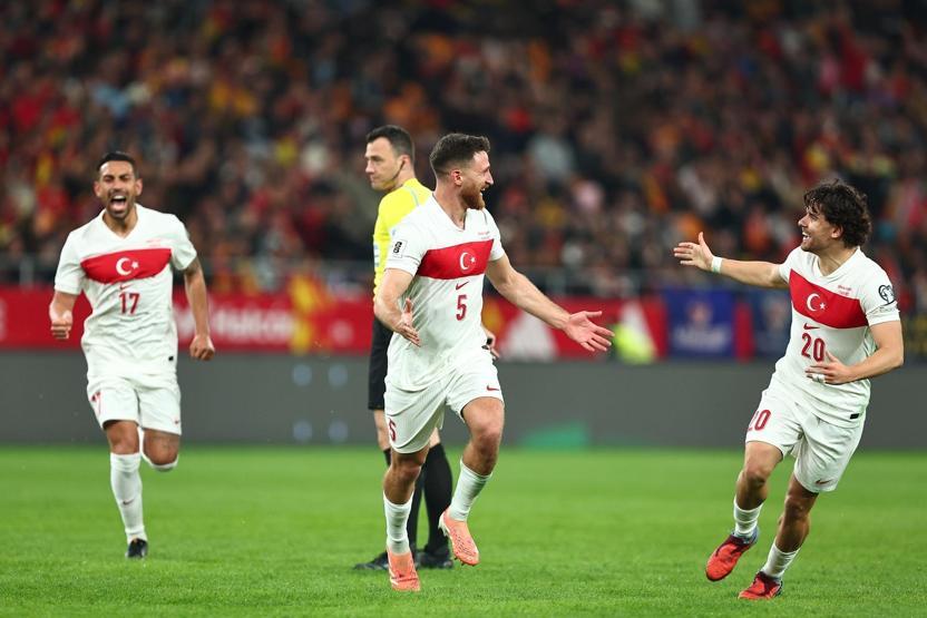 Milli futbolcu Beşiktaş yolunda Ayrılık açıklandı...