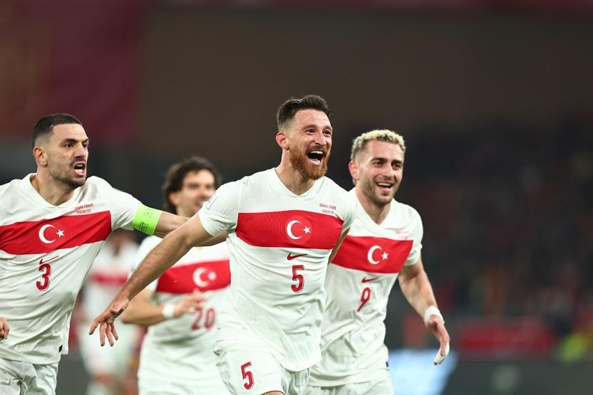 Milli futbolcu Beşiktaş yolunda Ayrılık açıklandı...