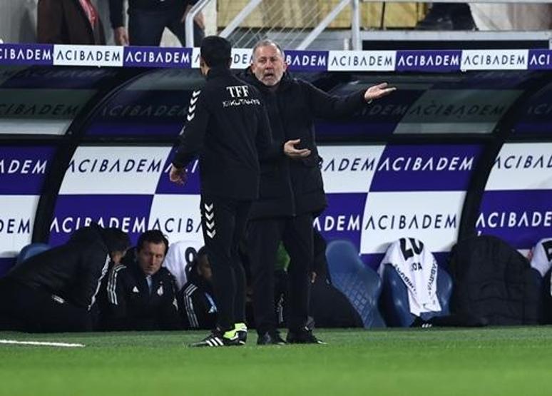 Orkun Kökçüden harika frikik golü Dar açıdan kaleciyi avladı...