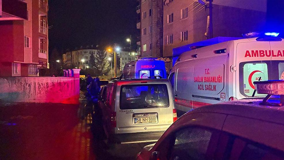 Sivas’ta aile katliamı: 15 yaşındaki çocuk babasını ve abisini öldürdü, babaannesini yaraladı