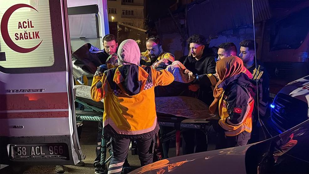 Sivas’ta aile katliamı: 15 yaşındaki çocuk babasını ve abisini öldürdü, babaannesini yaraladı