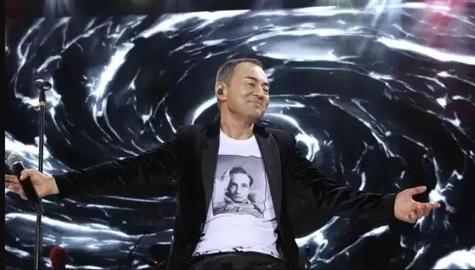 Serdar Ortaç’tan dikkat çeken baba sözleri: “Baba çocuğuyla arkadaş olmamalı”