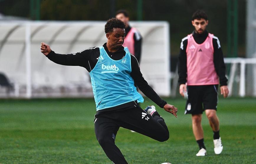 Beşiktaş, Kasımpaşa mesaisine başladı