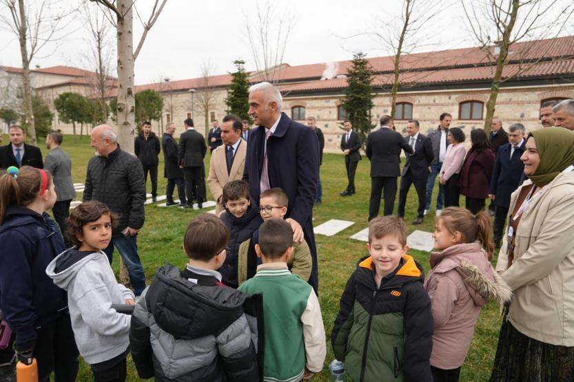 İki İznik Çinisi yıllar sonra yeniden Türkiye’de