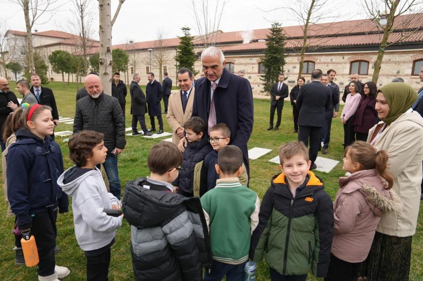 İki İznik Çinisi yıllar sonra yeniden Türkiye’de