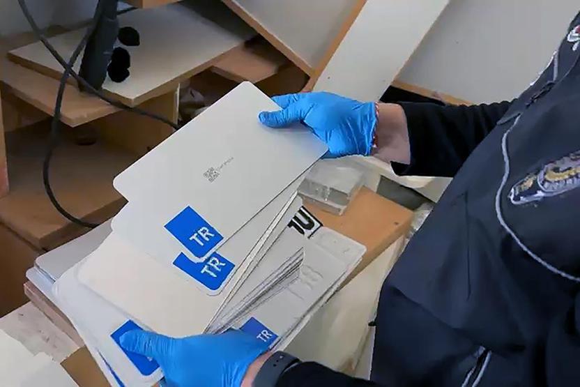 Sahte plaka çetesi çökertildi: 4 tutuklama