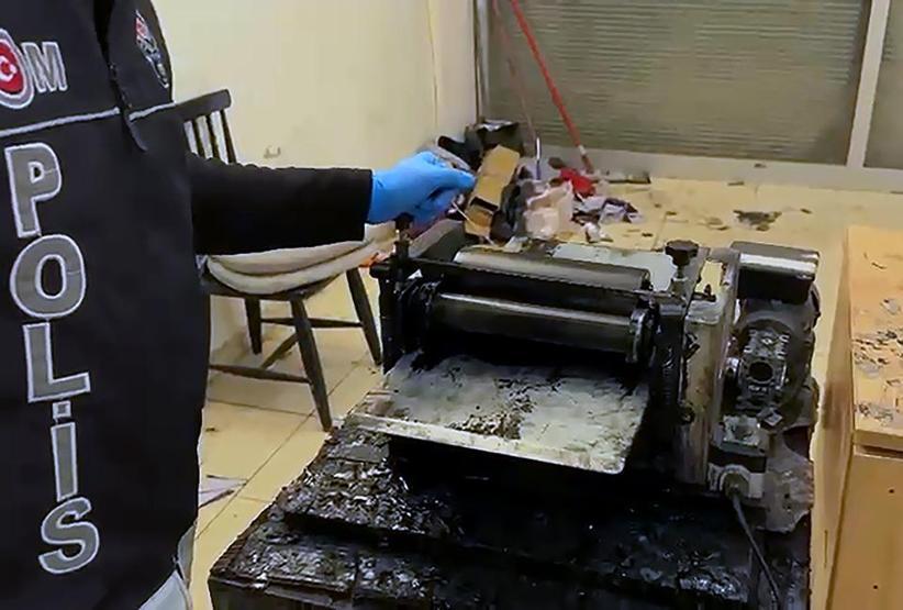 Sahte plaka çetesi çökertildi: 4 tutuklama