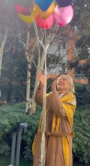 Kansere yakalanmıştı Ajda Pekkanın kız kardeşi Semiramis Pekkan kemoterapi sürecinin sona erdiğini bakın nasıl duyurdu