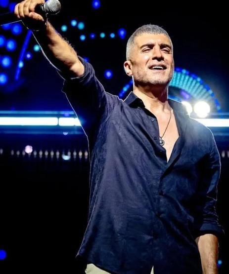 Ünlülerin bayram tarifesi Bülent Ersoy, Yıldız Tilbe, Özcan Deniz... Birinci sırada 30 milyon TL ile tek bir isim var