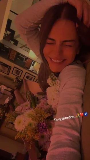 Aşk Orucunu Bozan Simge Sağın: ‘Nazara Gelmek İstemiyorum’