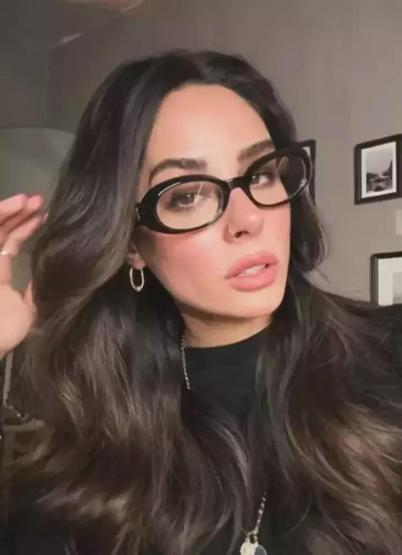 10 Gündür Tedavi Altındaydı Hepsi Grubunun Unutulmaz İsimlerinden Yasemin Yürükten Haber Var