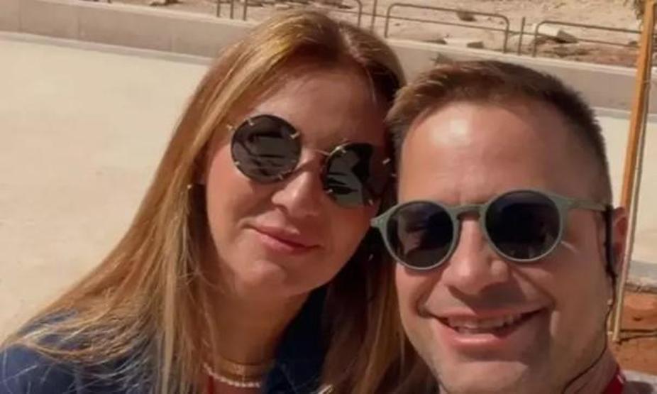 18 yıl sonra aynı sokaklarda Pınar Altuğ ve Yağmur Atacandan Pariste Romantik Anlar