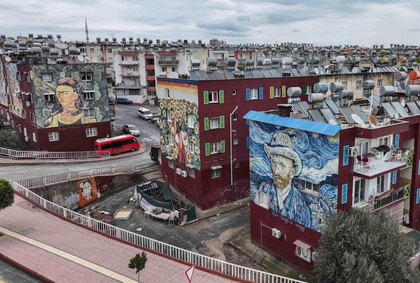 Toroslar’da açık hava müzesi Binalar sanatla yeniden doğdu