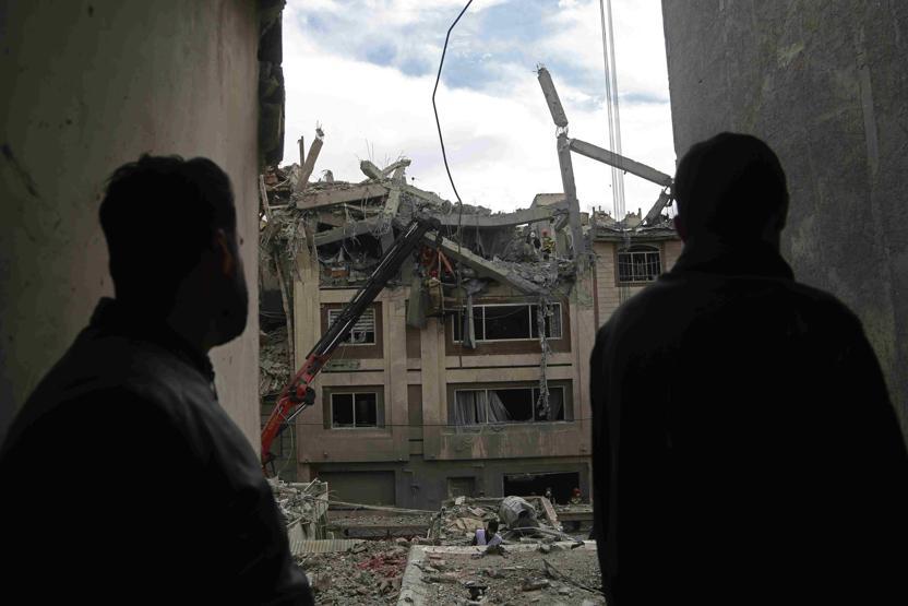 İranda Rey kentine gece yarısı füze: Afganistan uyruklu 5 kişi hayatını kaybetti